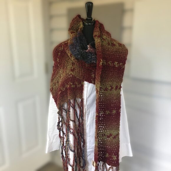 Hand Crocheted Red Tan Purple Pink Blue Boucle Extra Long Net Fringed Scarf - Picture 6 of 15